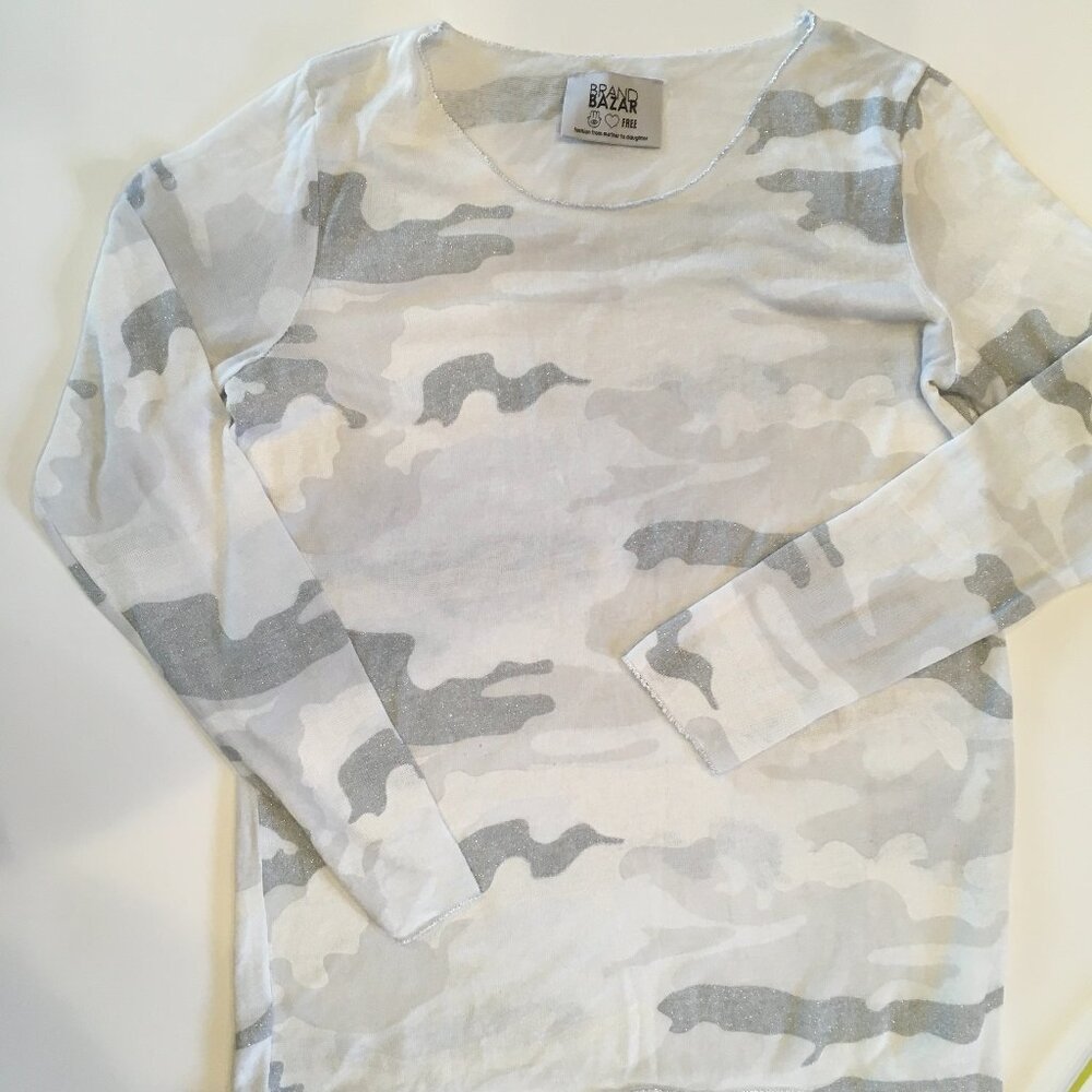NWT Brand BAZAR Long Sleeve Camo T-Shirt